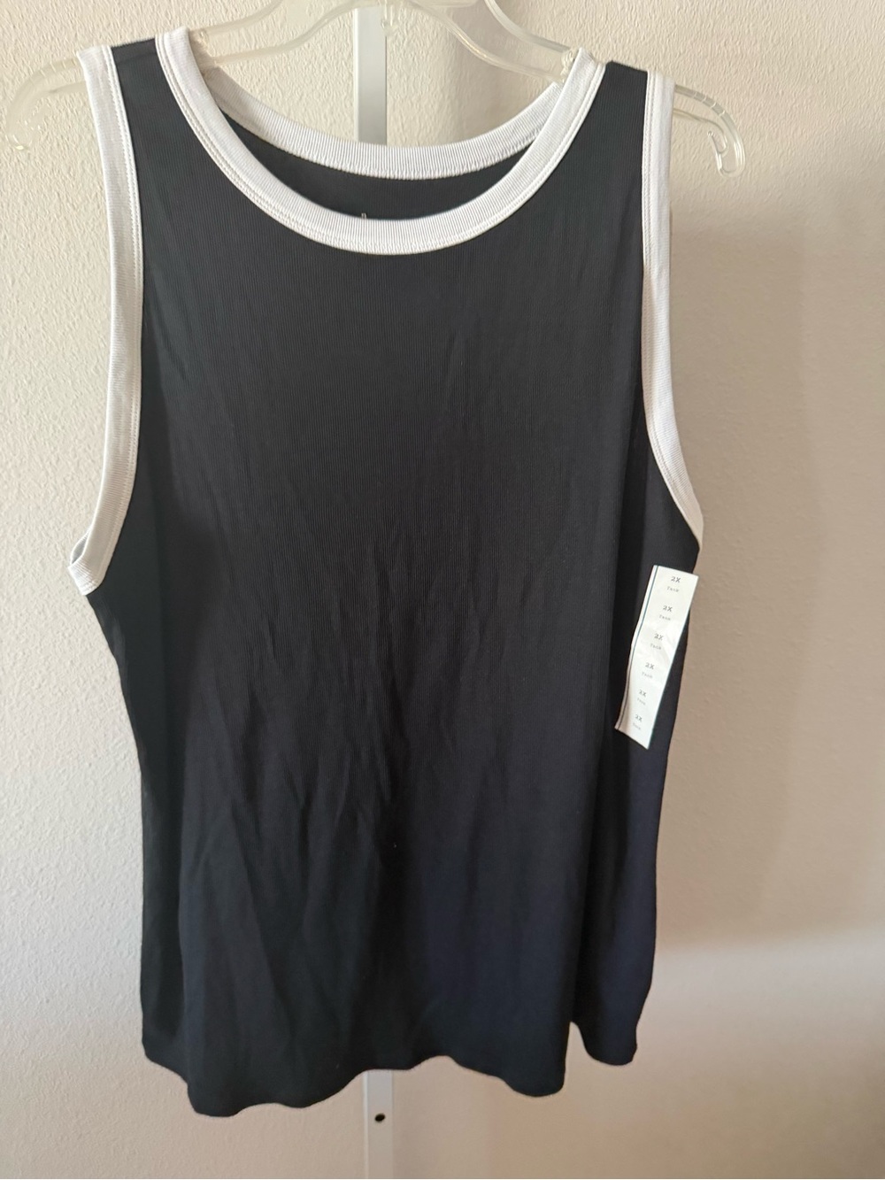 NWT Black and White Ribbed Tank Top
